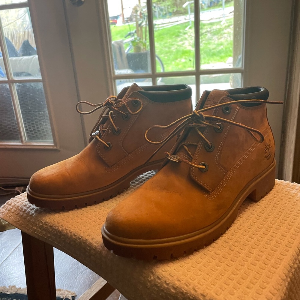 Low Top Timberland Boots